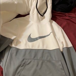 Nike hoodie men’s small